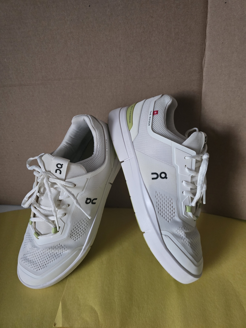 On Cloud The Roger Women's White Athletic Sneakers with Light Green Accents